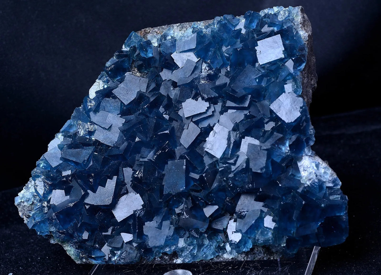 987g New Find Transparent Blue Cube Fluorite Crystal Cluster Mineral Specimen