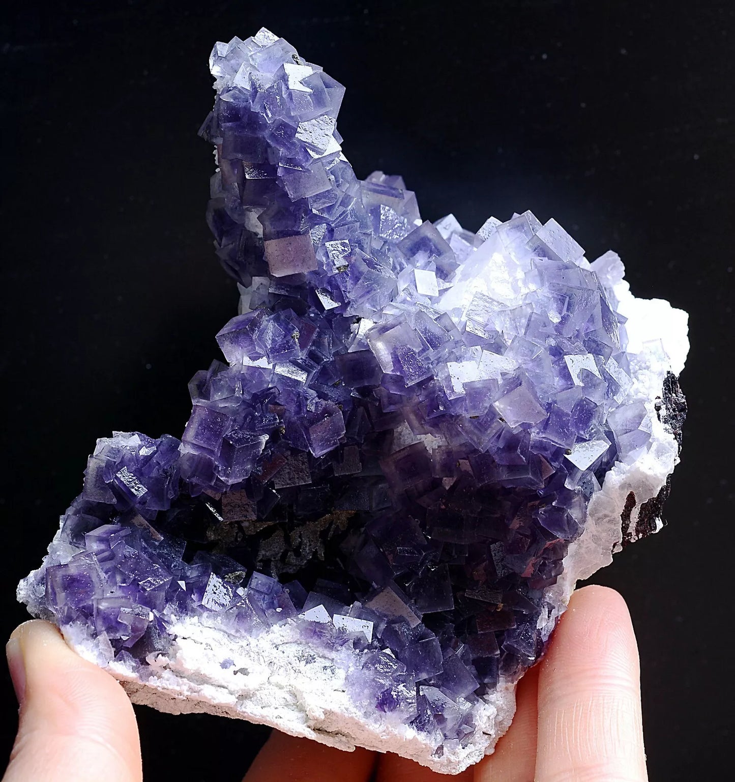 491.5g Natural Rare Window Purple Fluorite Mineral Specimen/Yaogangxian China