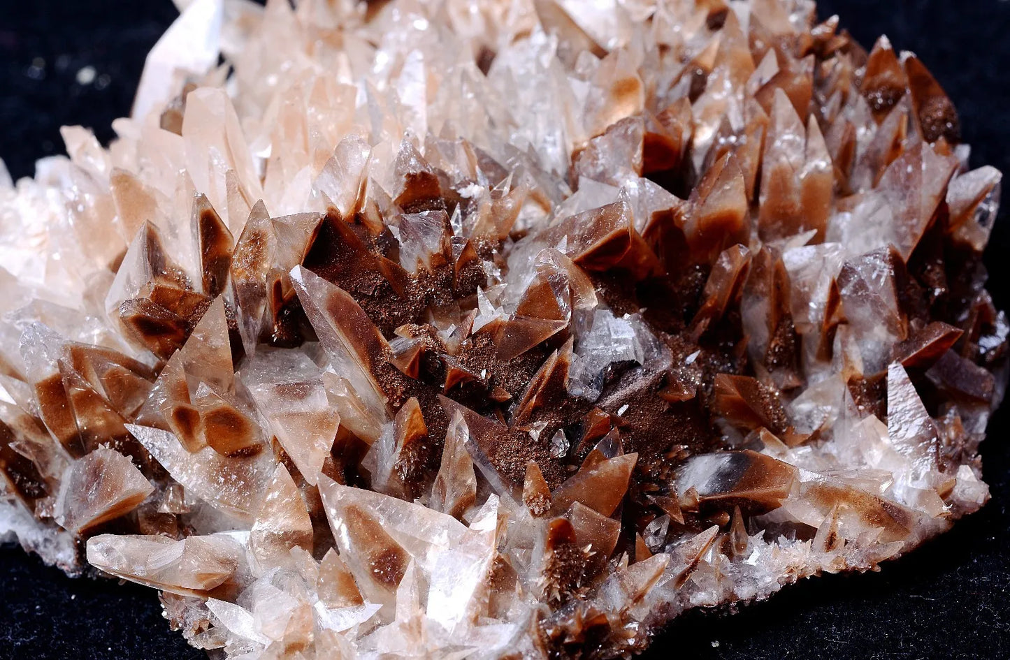 Newly Find Natural Red Swallow-Tail Twin Crystal Calcite Mineral Specimen 477g