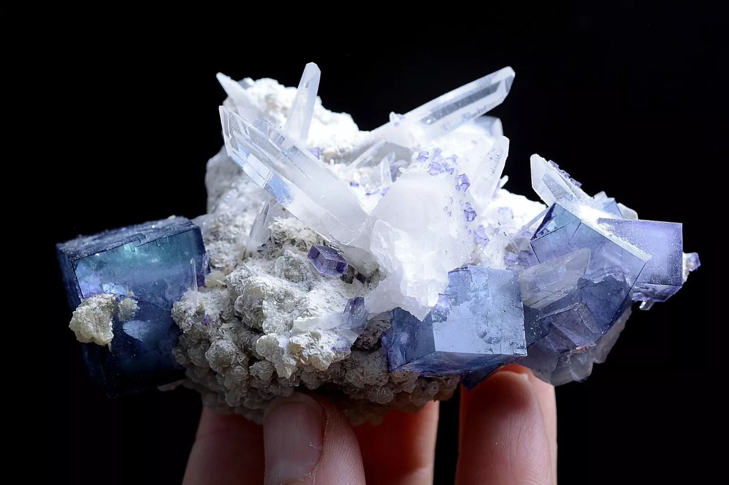 202g Natural Blue and White Porcelain Fluorite Mineral Specimen/YaoGang Xian