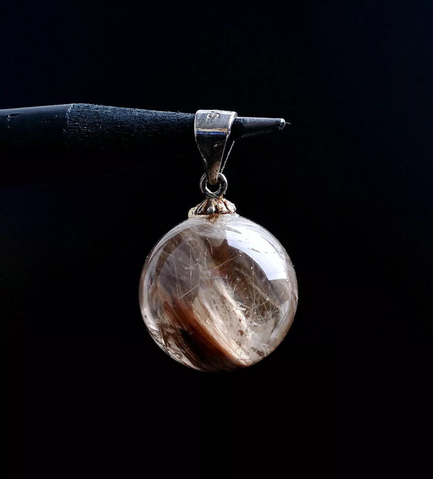 5.3g Natural Gold Rutilated Crystal Ball Woman Cure Healing Pendant Silver