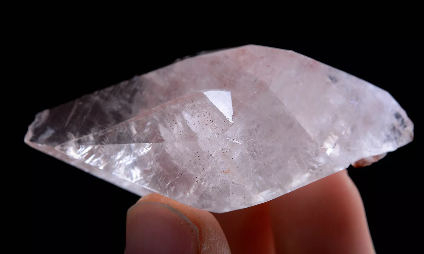 26.0g Natural Pink Fluorescent Bicuspid Calcite Mineral Specimen / Hubei China