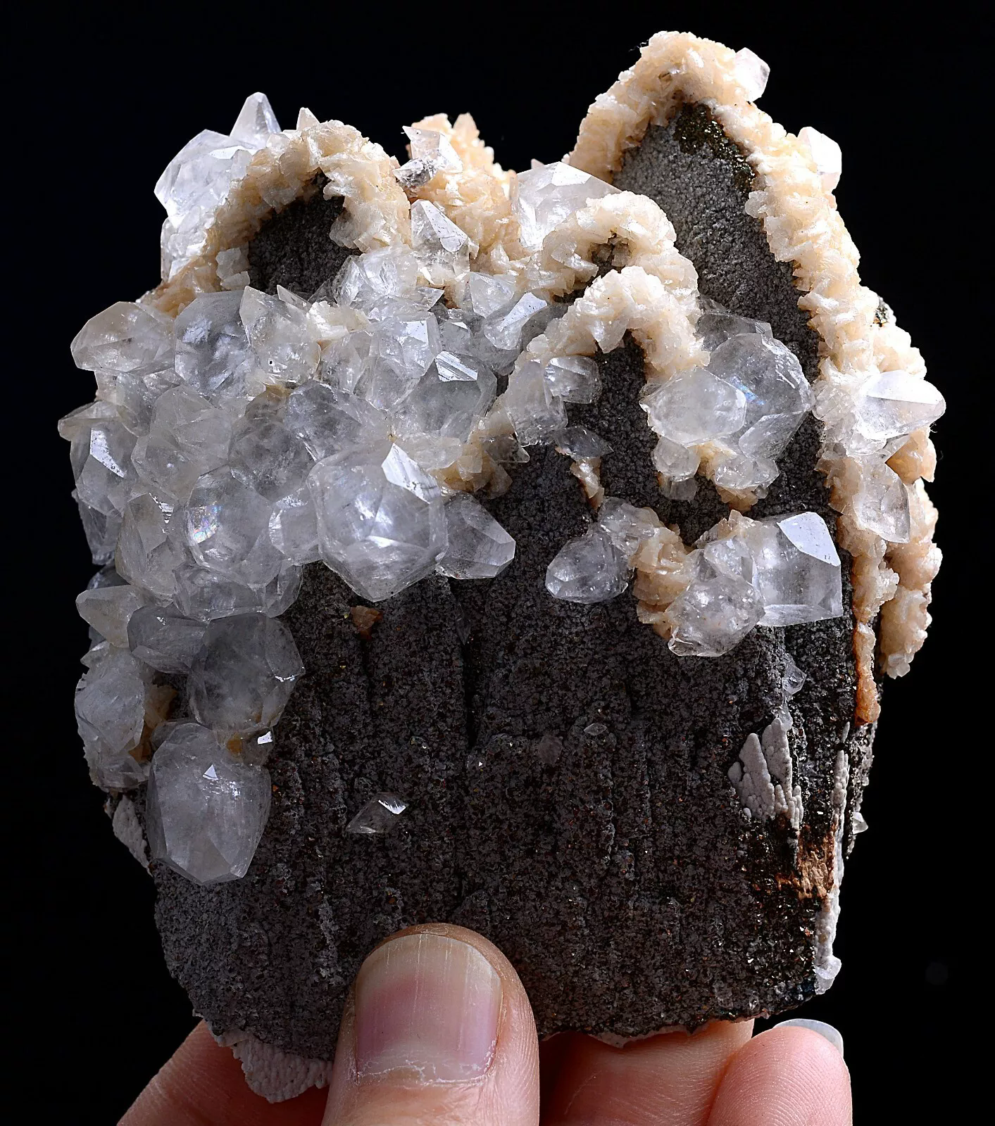 269.1g Natural Tower-Like Fluorescent Calcite Pyrite dolomite Mineral Specimen