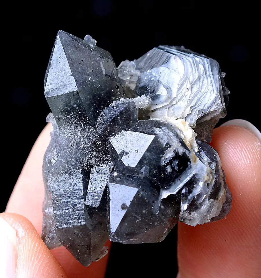 16g NATURAL Skeletal Elestial Green Crystal Mineral Specimen /Inner Mongolia