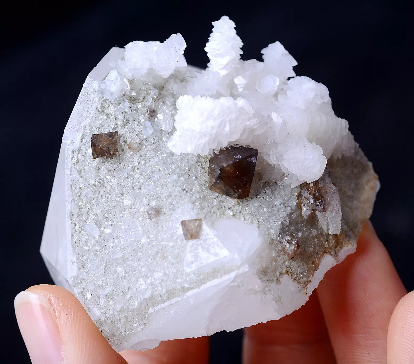 88g Natural Rare Scheelite & Crystal Calcite Mineral Specimen/YaogangxianChina