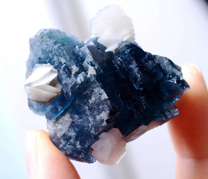 32g New Find Transparent Blue FLUORITE & Calcite CLUSTER MINERAL SPECIMEN