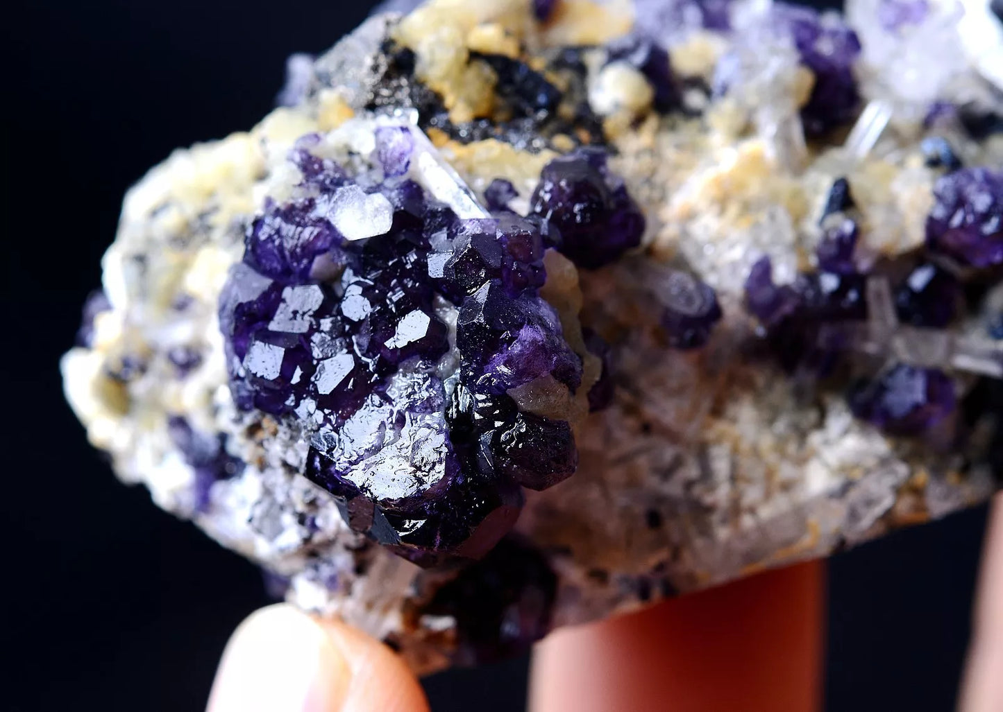 162g  Inner Mongolia New Find Purple Fluorite & Quartz Crystal Mineral Specimen