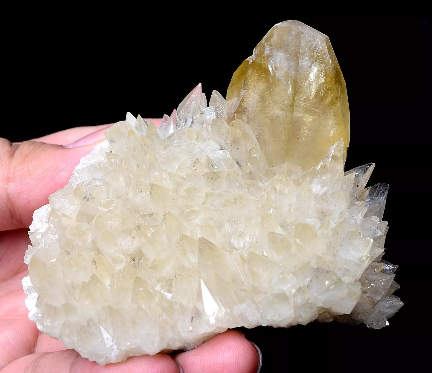 235gNatural Perfect Dipyramidal Yellow Calcite CLUSTER Mineral Specimen/China