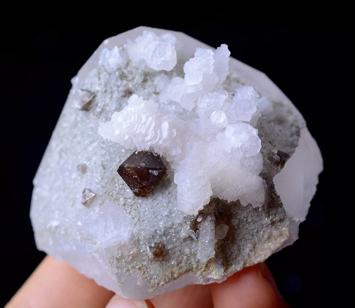 88g Natural Rare Scheelite & Crystal Calcite Mineral Specimen/YaogangxianChina