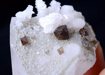 88g Natural Rare Scheelite & Crystal Calcite Mineral Specimen/YaogangxianChina