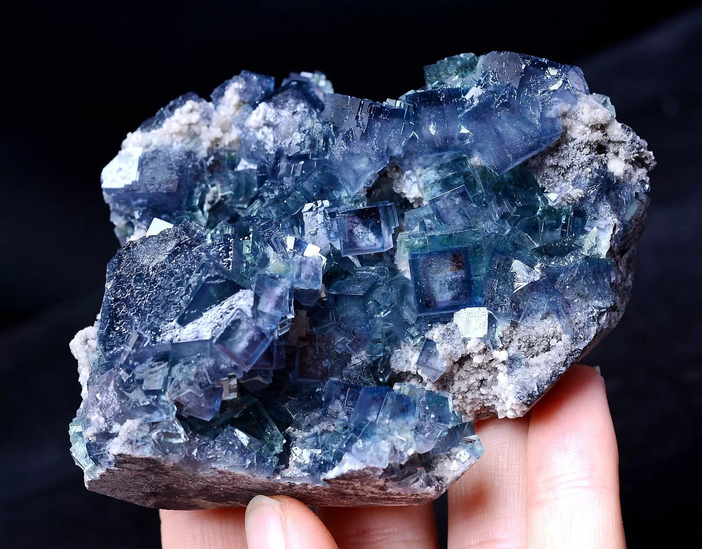 266g Rare Transparent Blue Fluorite Secondary Crystallization Mineral  Specimen