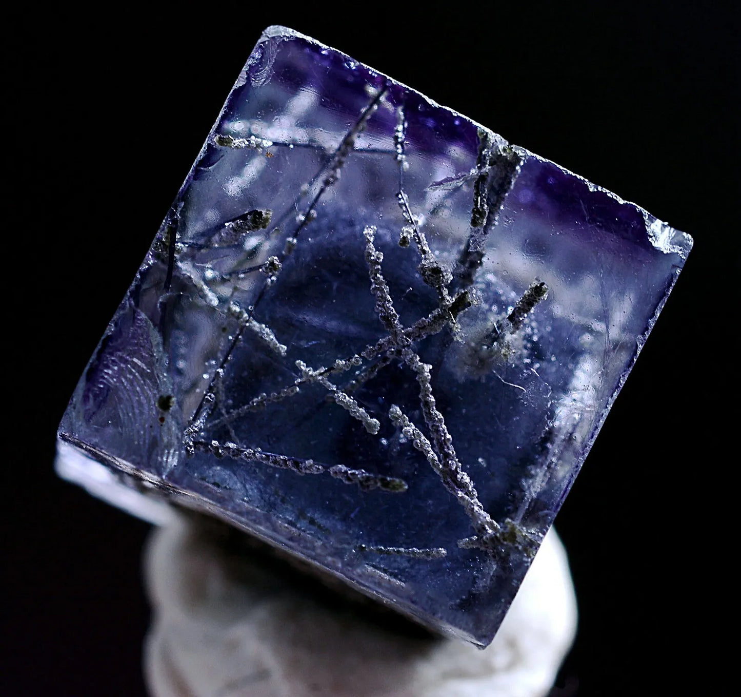 3g Natural Complete Bismuthinite Purple FLUORITE Mineral Specimen/Yaogangxian