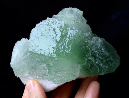 578g Newly DISCOVERED RARE GREEN CUBE FLUORITE CRYSTAL MINERAL SPECIMEN/China