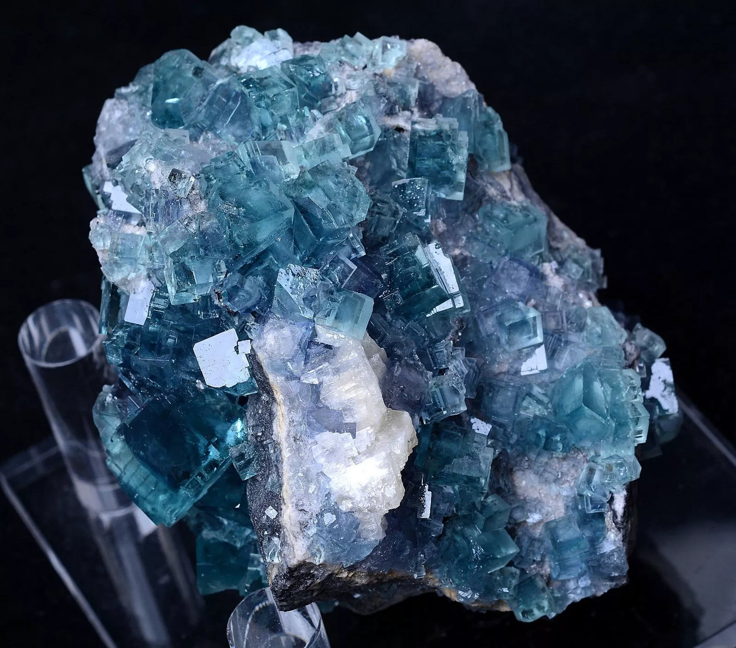 914g Rare Transparent Blue Fluorite Secondary Crystallization Mineral Specimen