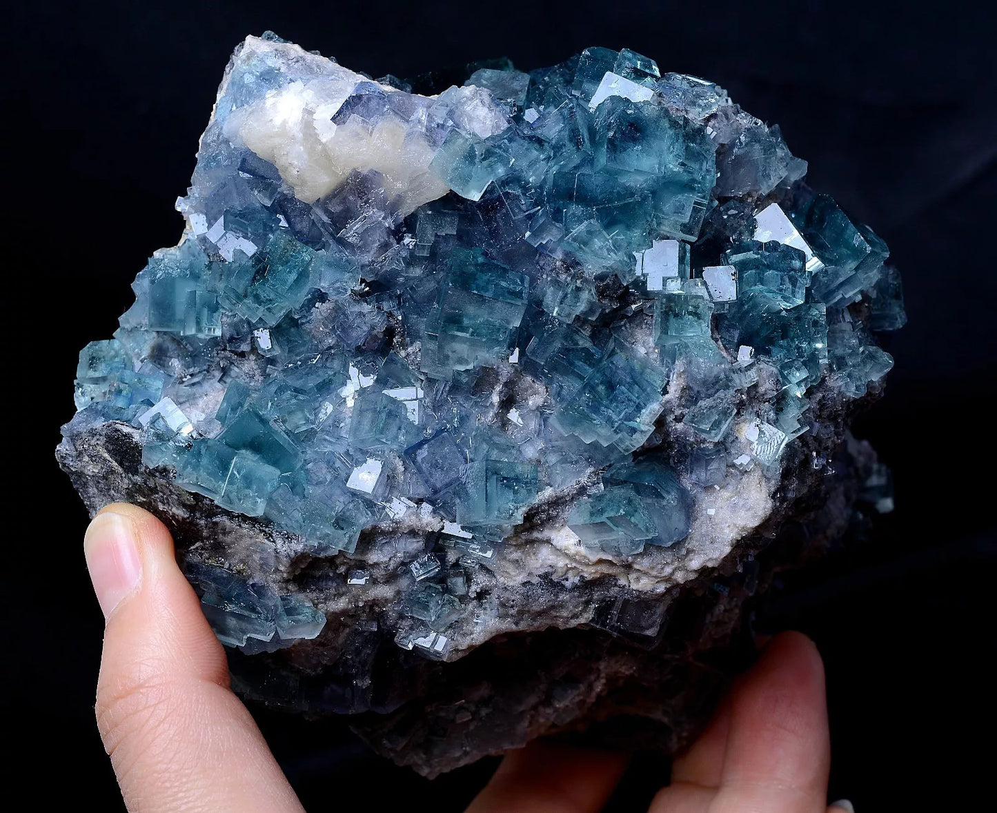 914g Rare Transparent Blue Fluorite Secondary Crystallization Mineral Specimen