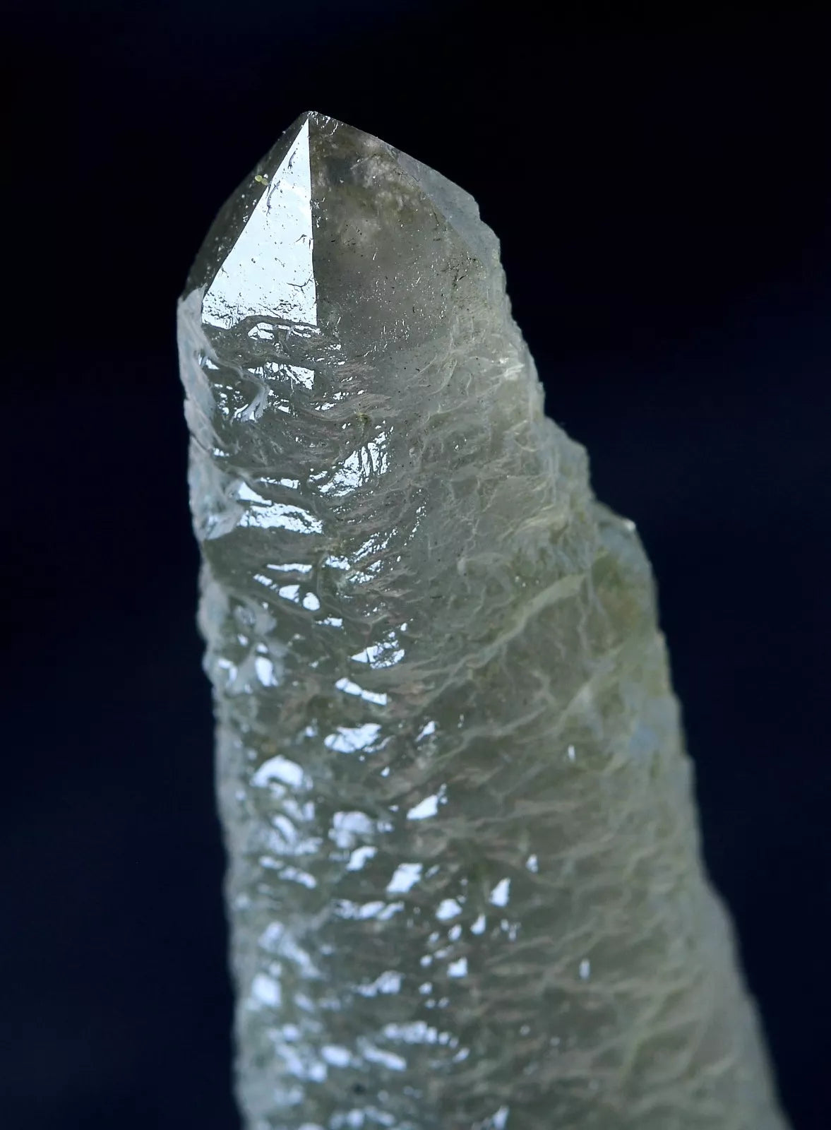 77.79gNATURAL Skeletal Elestial Green QUARTZ Crystal & CALCITE Mineral Specimen