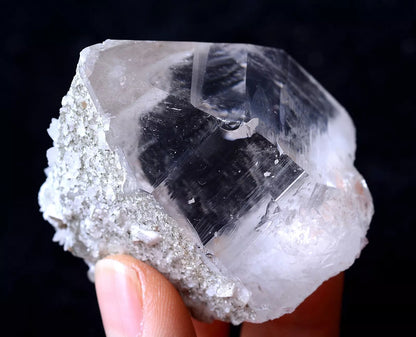 99gNatural Rare Scheelite & Crystal Calcite Mineral Specimen/Yaogangxian China