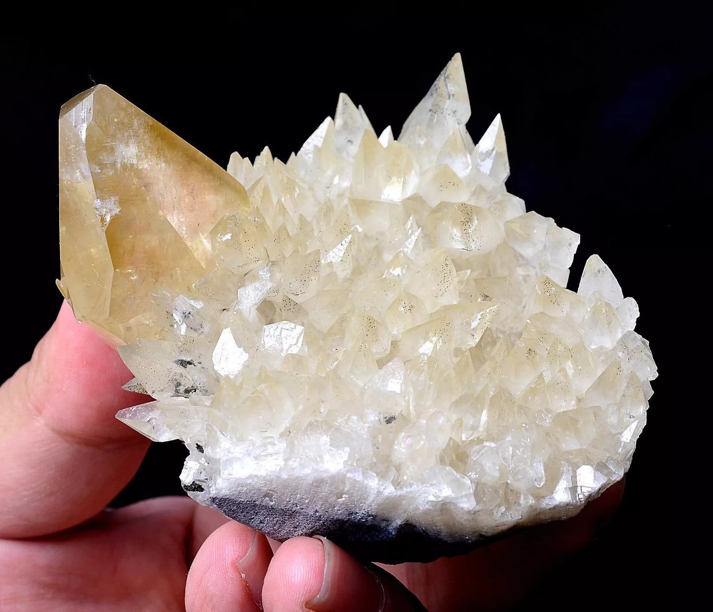 235gNatural Perfect Dipyramidal Yellow Calcite CLUSTER Mineral Specimen/China