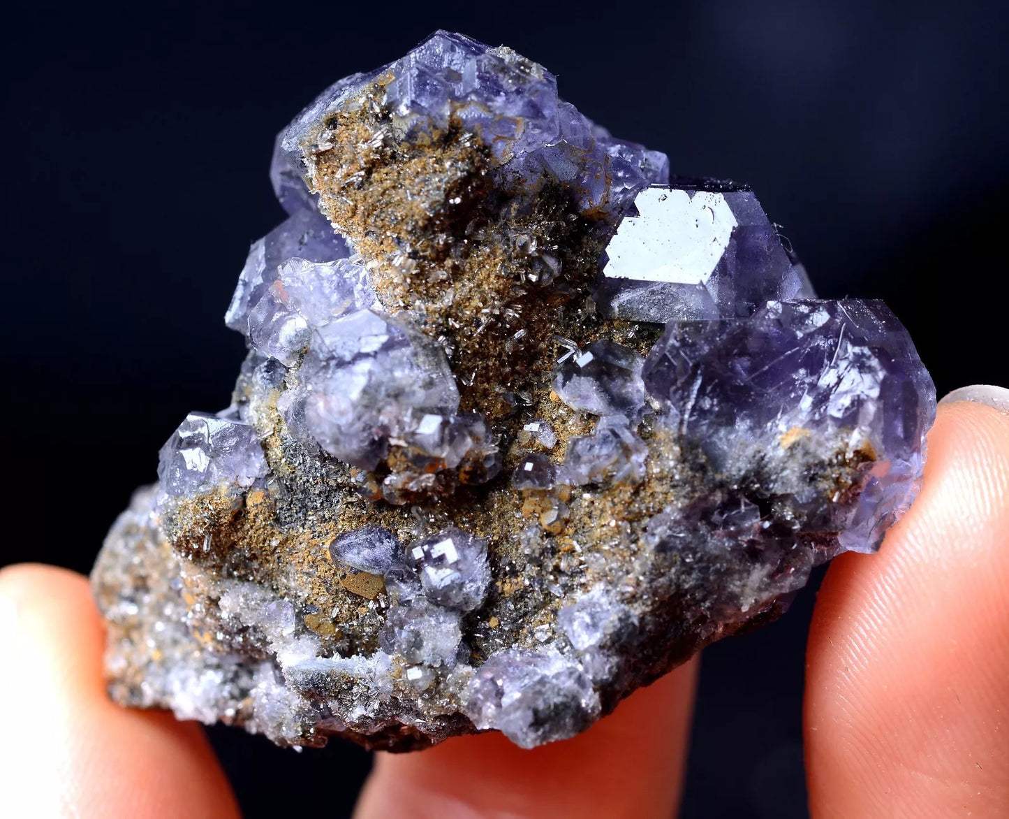 China/Newly DISCOVERED RARE PURPLE FLUORITE CRYSTAL MINERAL SPECIMEN  40.76g