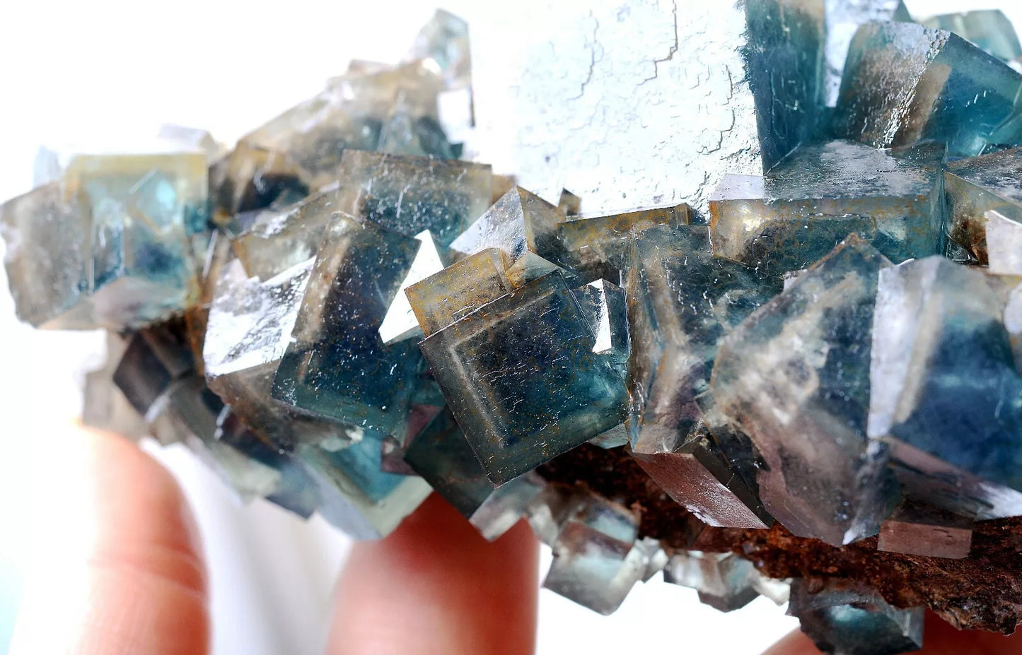 609gTransparent Blue-Green Cube Fluorite CRYSTAL CLUSTER Mineral Specimen/China