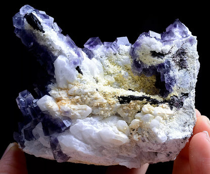 491.5g Natural Rare Window Purple Fluorite Mineral Specimen/Yaogangxian  China