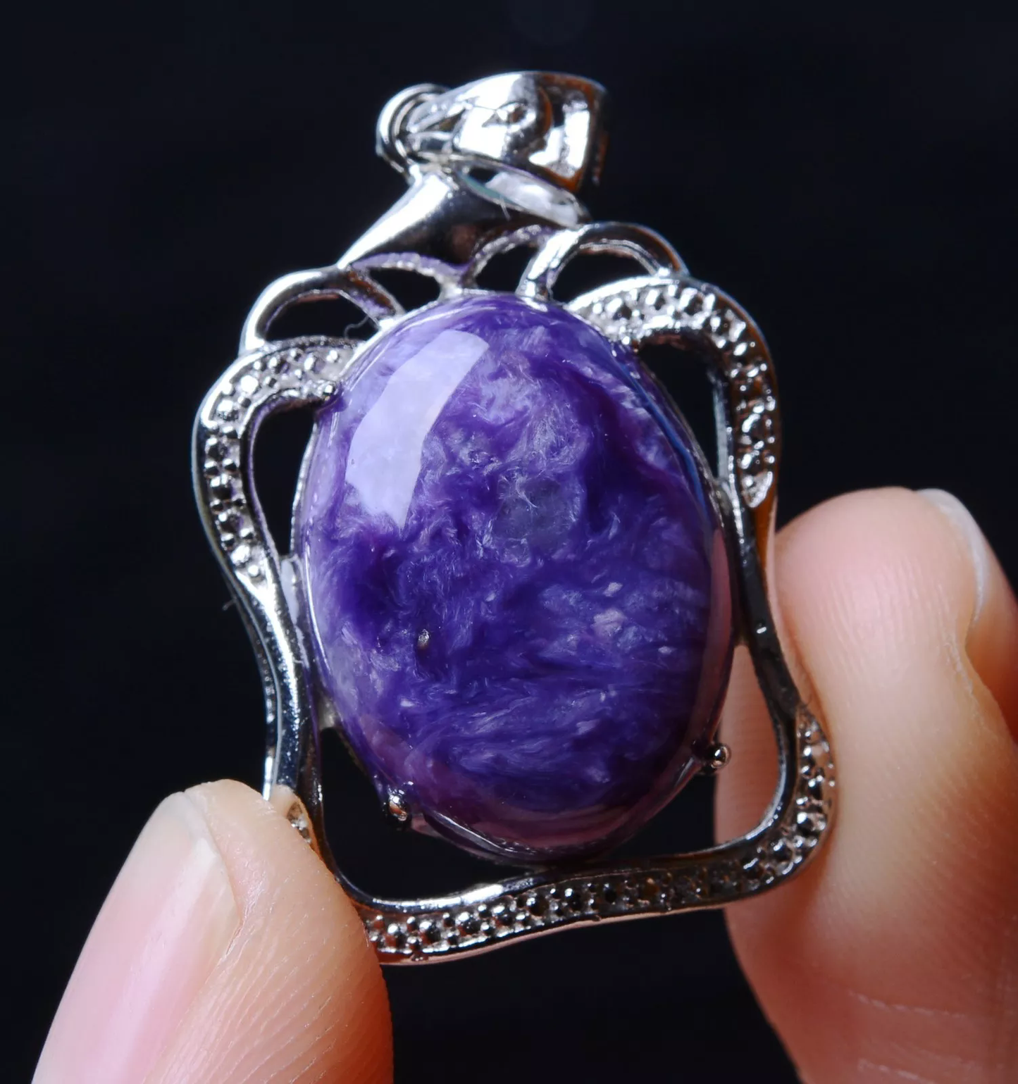 Genuine Natural Purple Charoite Crystal  Gemstone Woman Cure Pendant 28.90ct