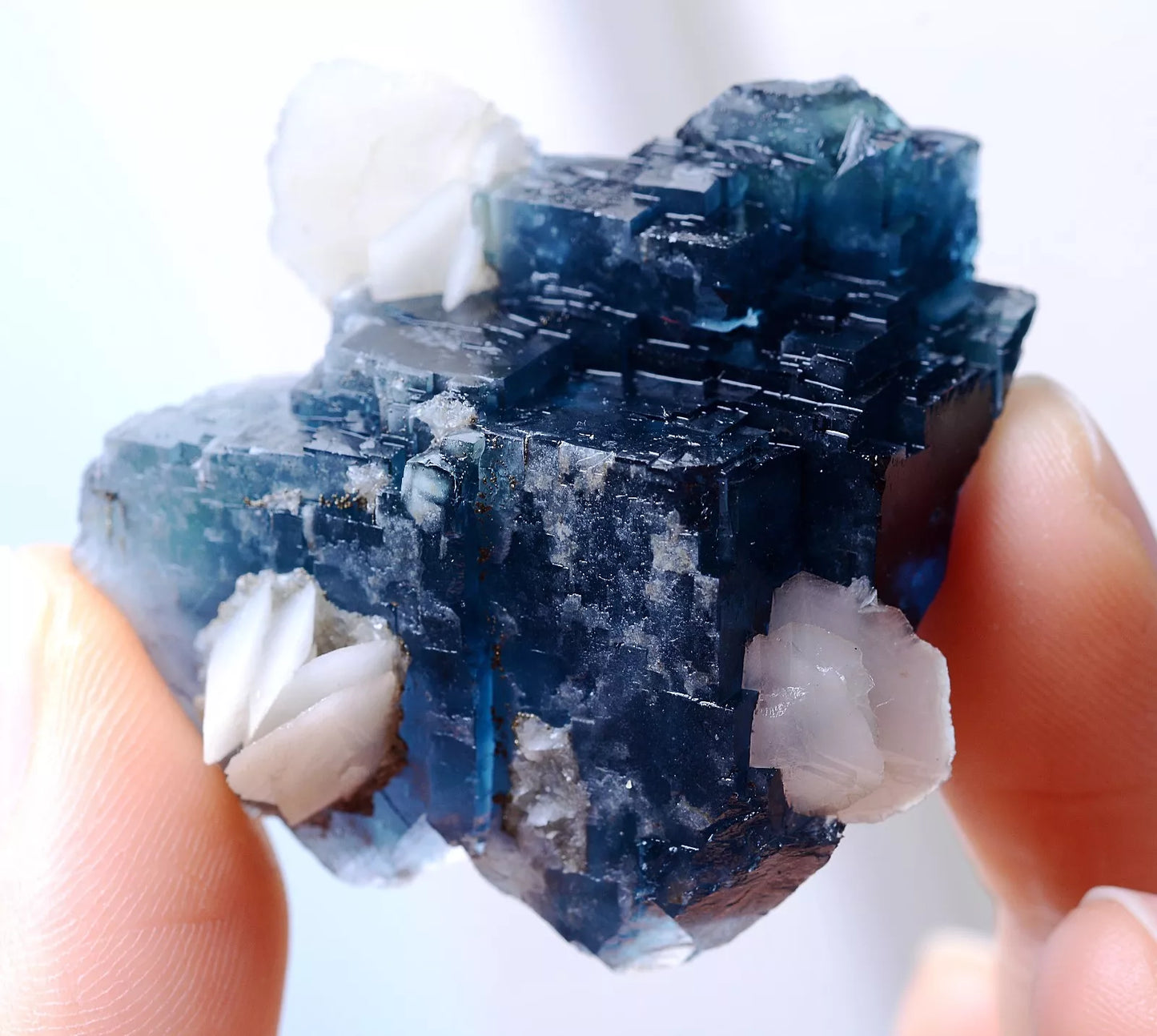 32g New Find Transparent Blue FLUORITE & Calcite CLUSTER MINERAL SPECIMEN