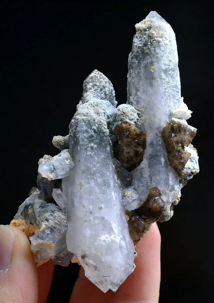 125gNatural Rare Scheelite & Crystal Cluster Mineral Specimen/Yaogangxian China