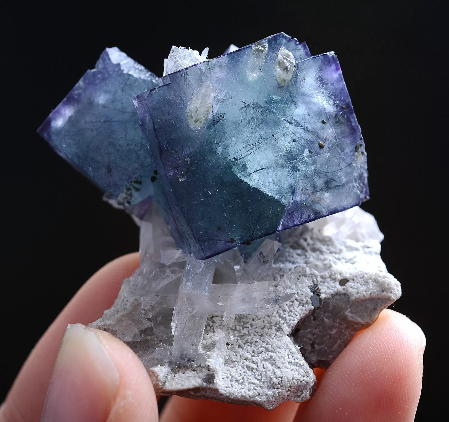 33.0g Natural Bismuthinite Purple FLUORITE Crystal Mineral Specimen/Yaogangxian