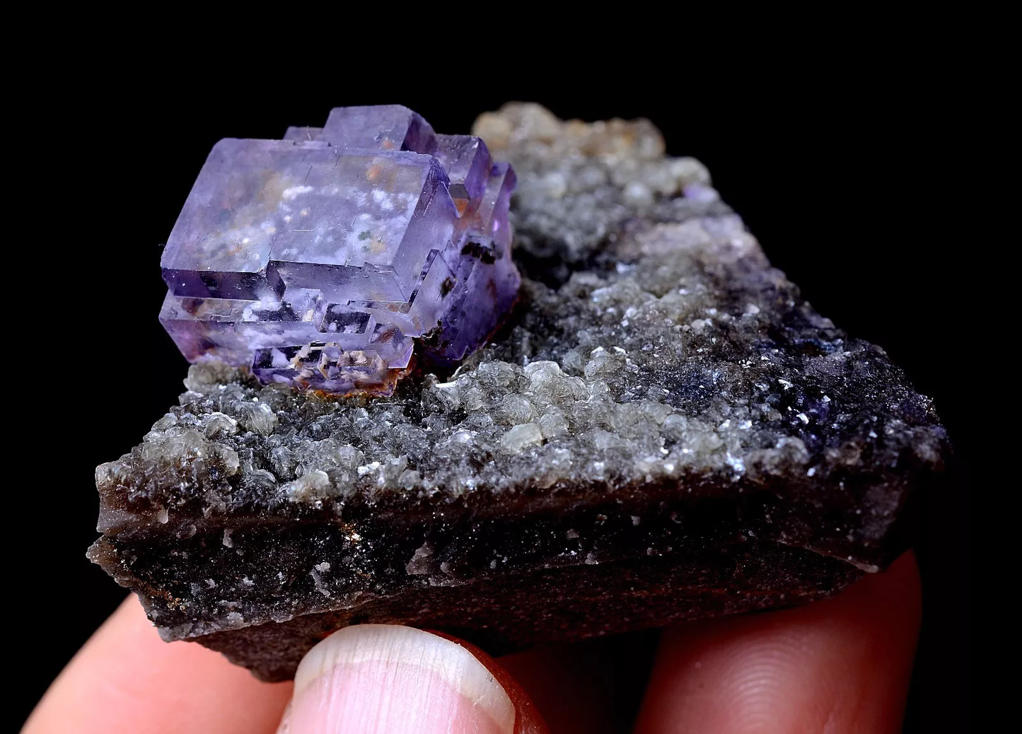 40.5g NEWLY DISCOVERED TRANSPARENT PURPLE FLUORITE MINERAL SAMPLES/Yaogang xian