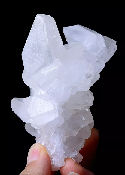 215g Natural Rare White Crystallization Stone Cluster Mineral Specimen/ China