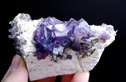 202.g Natural Window Purple Fluorite &Crystal Mineral Specimen/Yaogangxian China