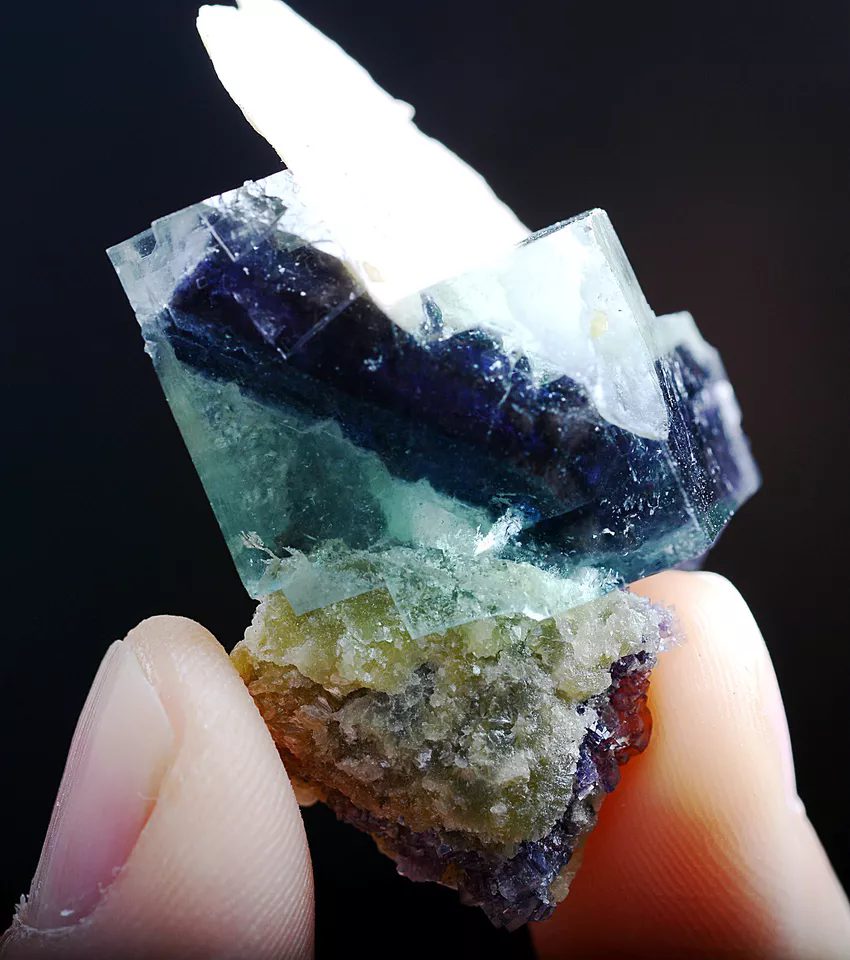 42g Natural Green Purple Strip FLUORITE Mineral Specimen/Inner Mongolia China