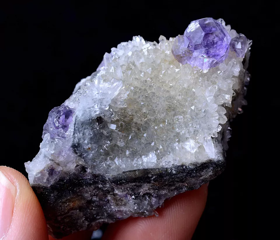 Newly DISCOVERED RARE PURPLE FLUORITE & QUARTE CRYSTAL MINERAL SPECIMEN 36.85g