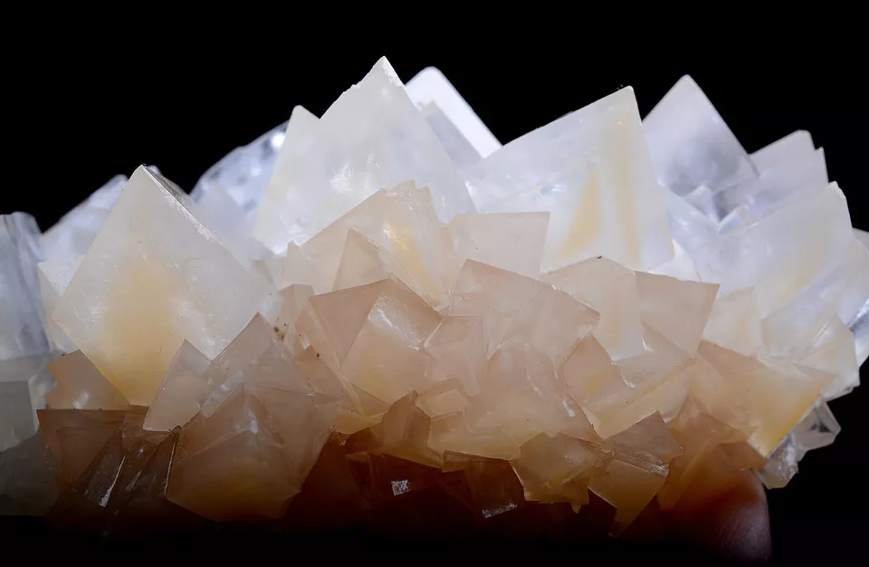 223.g Natural transparency Phantom Window Yellow Calcite Mineral Specimen