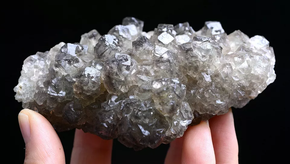 320g Natural Rare Clear Gray Fluorite Crystal Mineral Specimen/China