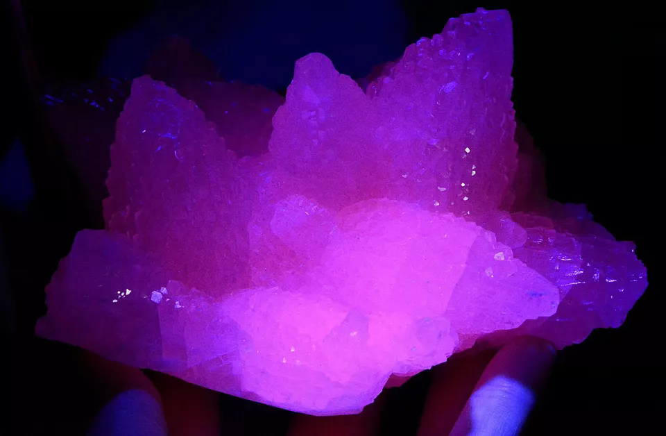 655g  Natural Calcite Pink Fluorescent Tower-Like Crystal Mineral Specimen