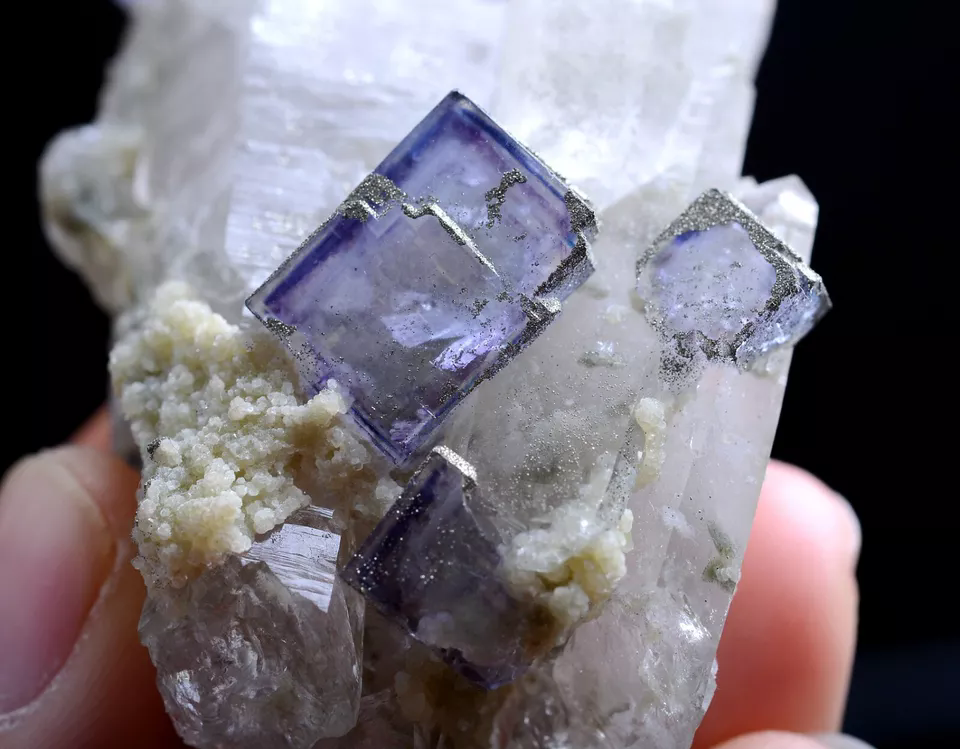 86gNatural Purple Fluorite Pyrite Crystal Cluster Mineral Specimen/ YaoGangXian