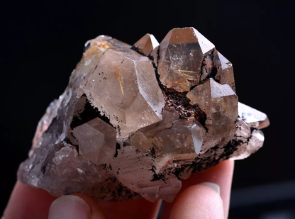 54g Natural Clear Gold Rutilated Skeletal Quartz Crystal Mineral Specimens