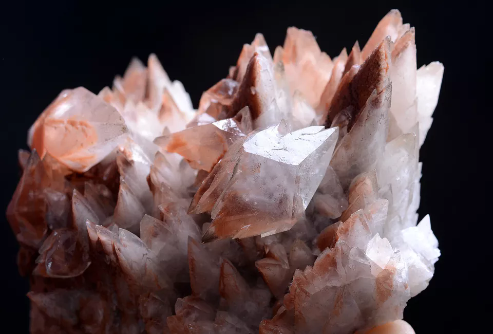 284g Natural red double-pointed Calcite Mineral Specimen / Hubei  China