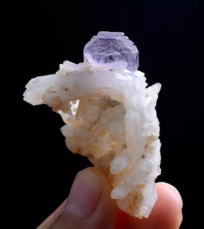 26g Natural Purple Fluorite Crystal Cluster Mineral Specimen/YaoGangXian China