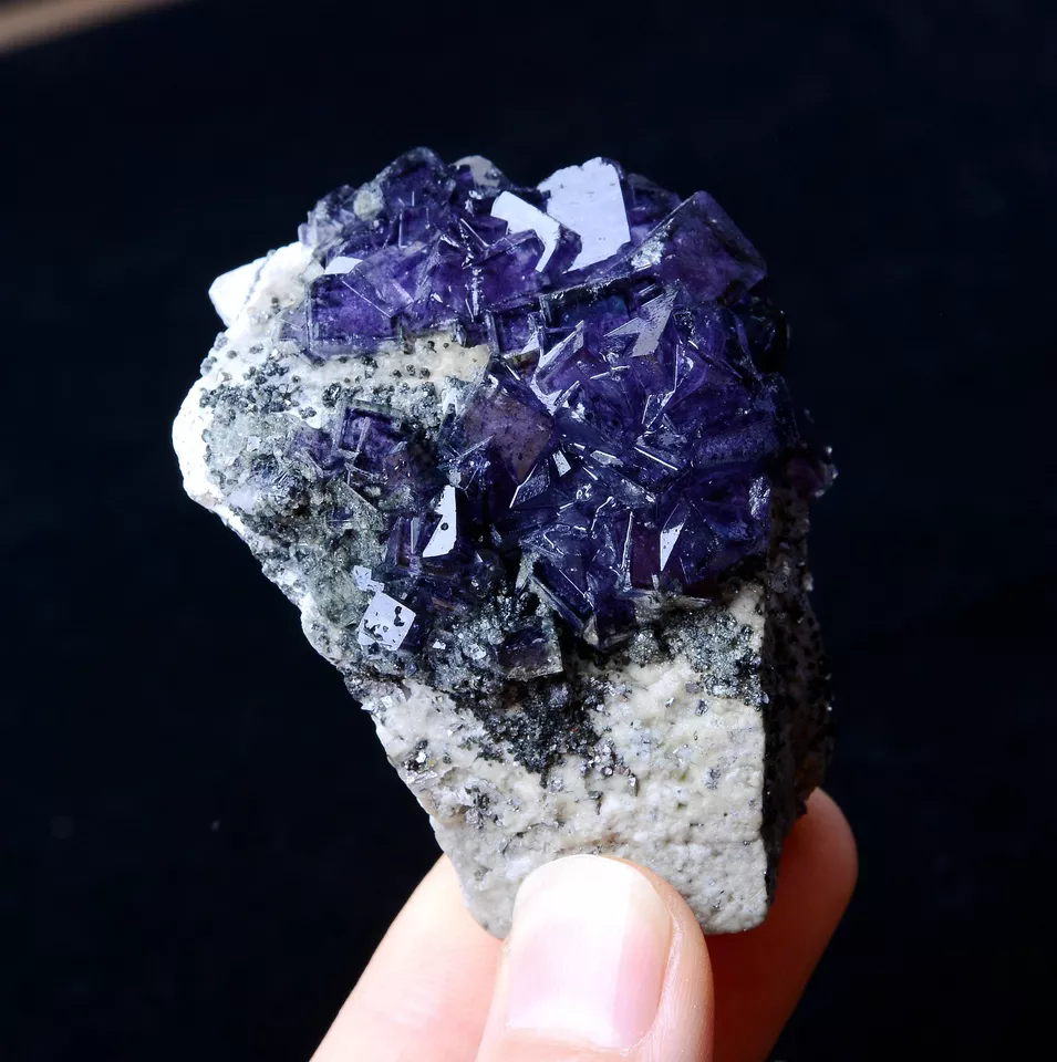 103g BEAUTY TRANSPARENT GEM LEVEL PURPLE FLUORITE CRYSTAL MINERAL SPECIMEN