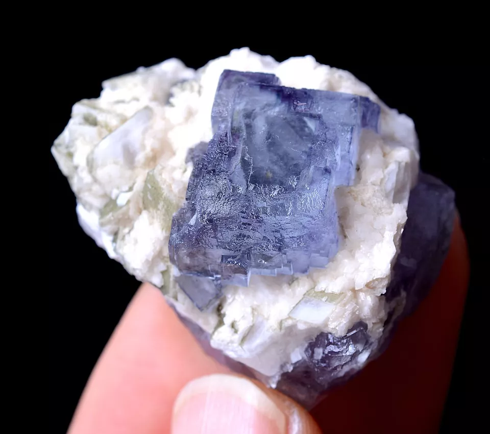 25g RANSPARENT GEM LEVEL Ladder-Like PURPLE FLUORITE CRYSTAL MINERAL  SPECIMEN