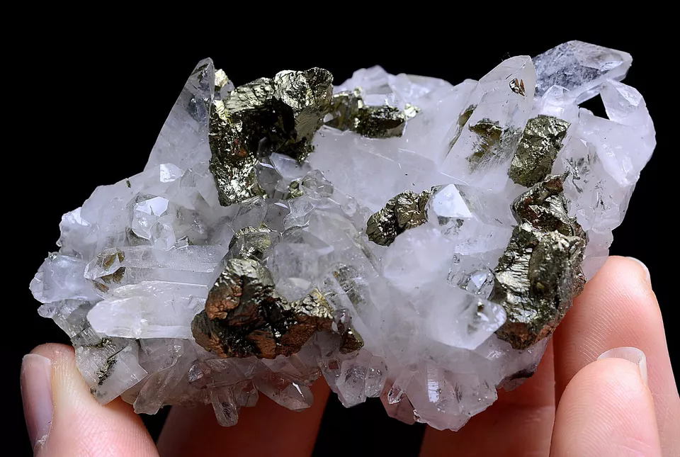 NEWLY DISCOVERED CRYSTAL CLUSTER & CHALCOPYRITE SYMBIOTIC MINERAL SAMPLES  153g