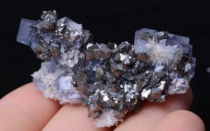 25.42g NATURAL PURPLE FLUORITE & ARSENOPYRITE SYMBIOTIC MINERAL SPECIMEN