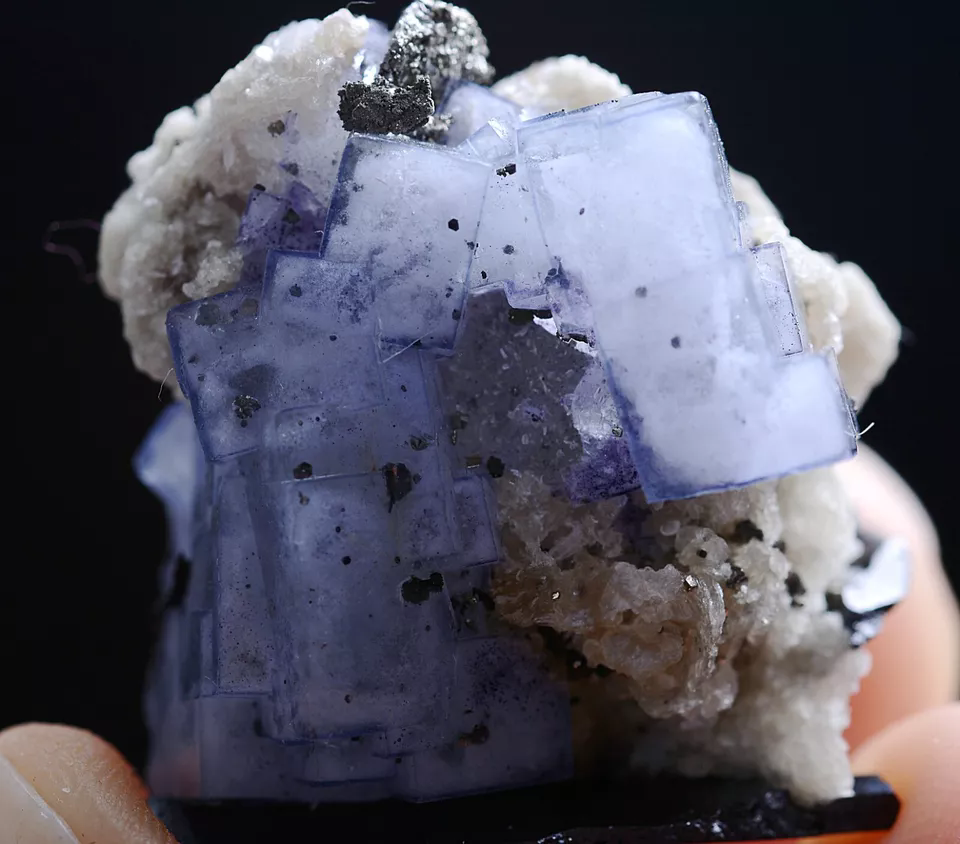 19g Natural Blue And White Porcelain Fluorite Wolframite Mineral Specimen/China