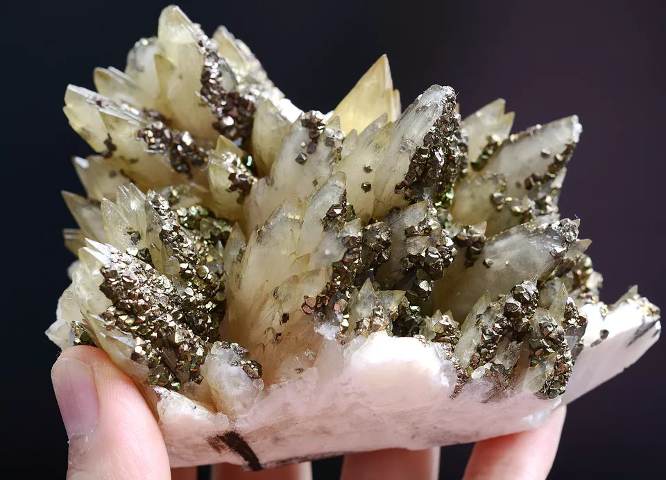 435g Natural Perfect Dipyramidal Yellow Calcite & Pyrite Mineral Specimen/China