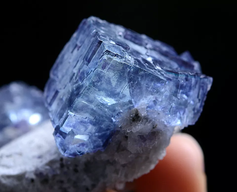 72.2g  Natural BLUE CUBIC FLUORITE CRYSTAL MINERAL SPECIMEN/Yaogangxian  China