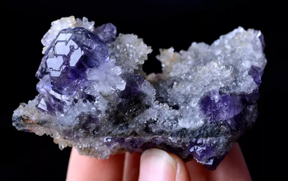 100.95g Newly DISCOVERED RARE PURPLE FLUORITE & QUARTE CRYSTAL MINERAL SPECIMEN