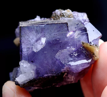 32.g Yao Gang Xian NEWLY DISCOVERED RARE PURPLE FLUORITE MINERAL SAMPLES